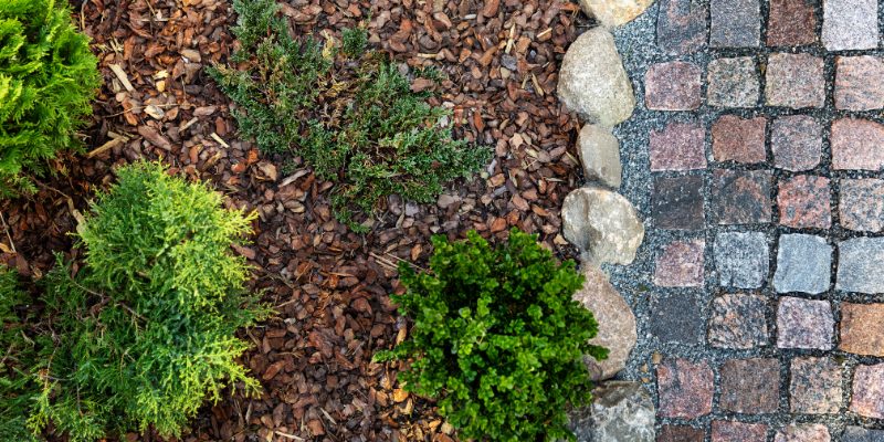 mulching that kills weeds